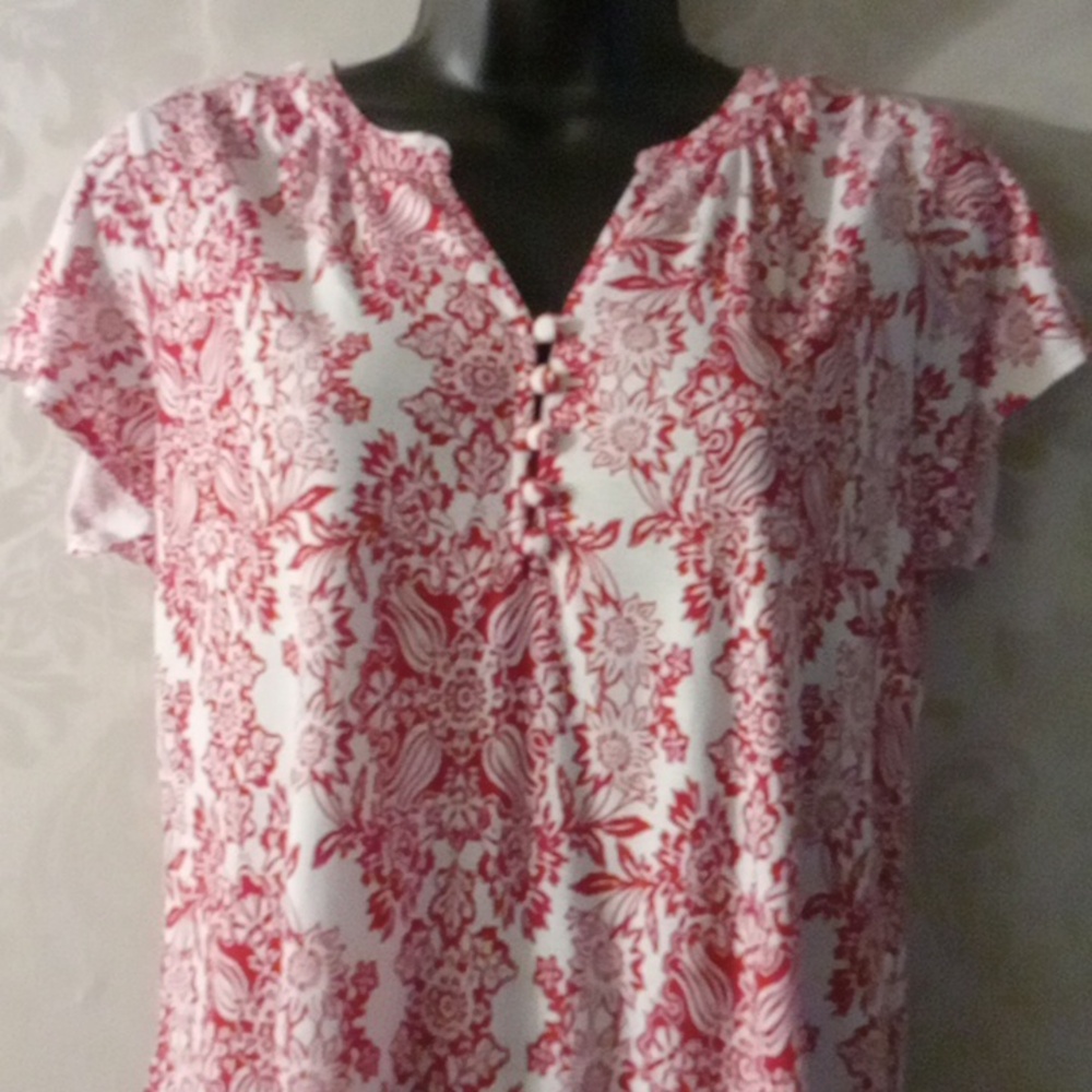 Liz Claiborne Red and White Buttoned Tunic